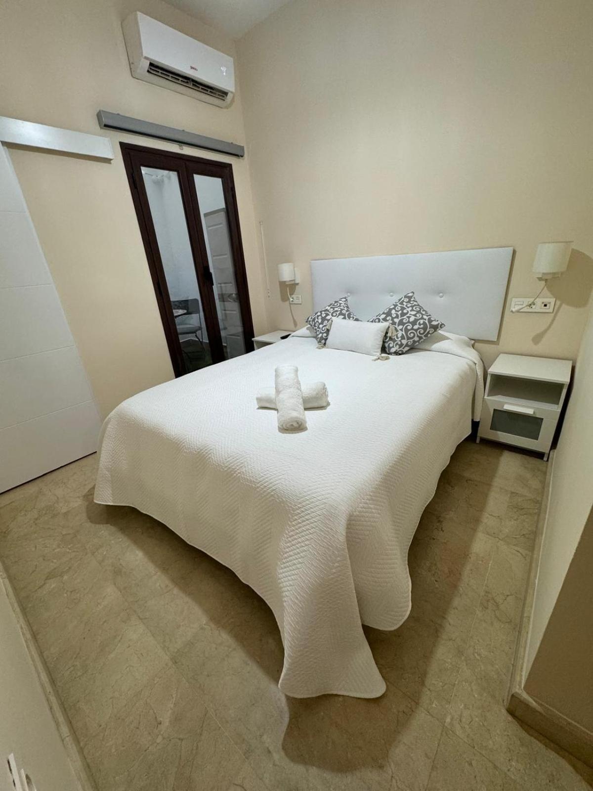 Apartamento En Lumbreras-Alameda Sevilla Buitenkant foto