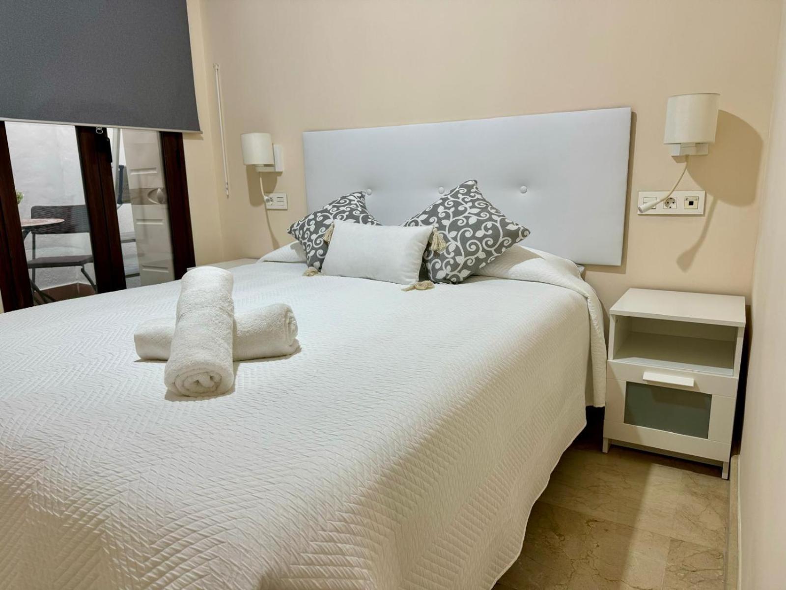 Apartamento En Lumbreras-Alameda Sevilla Buitenkant foto