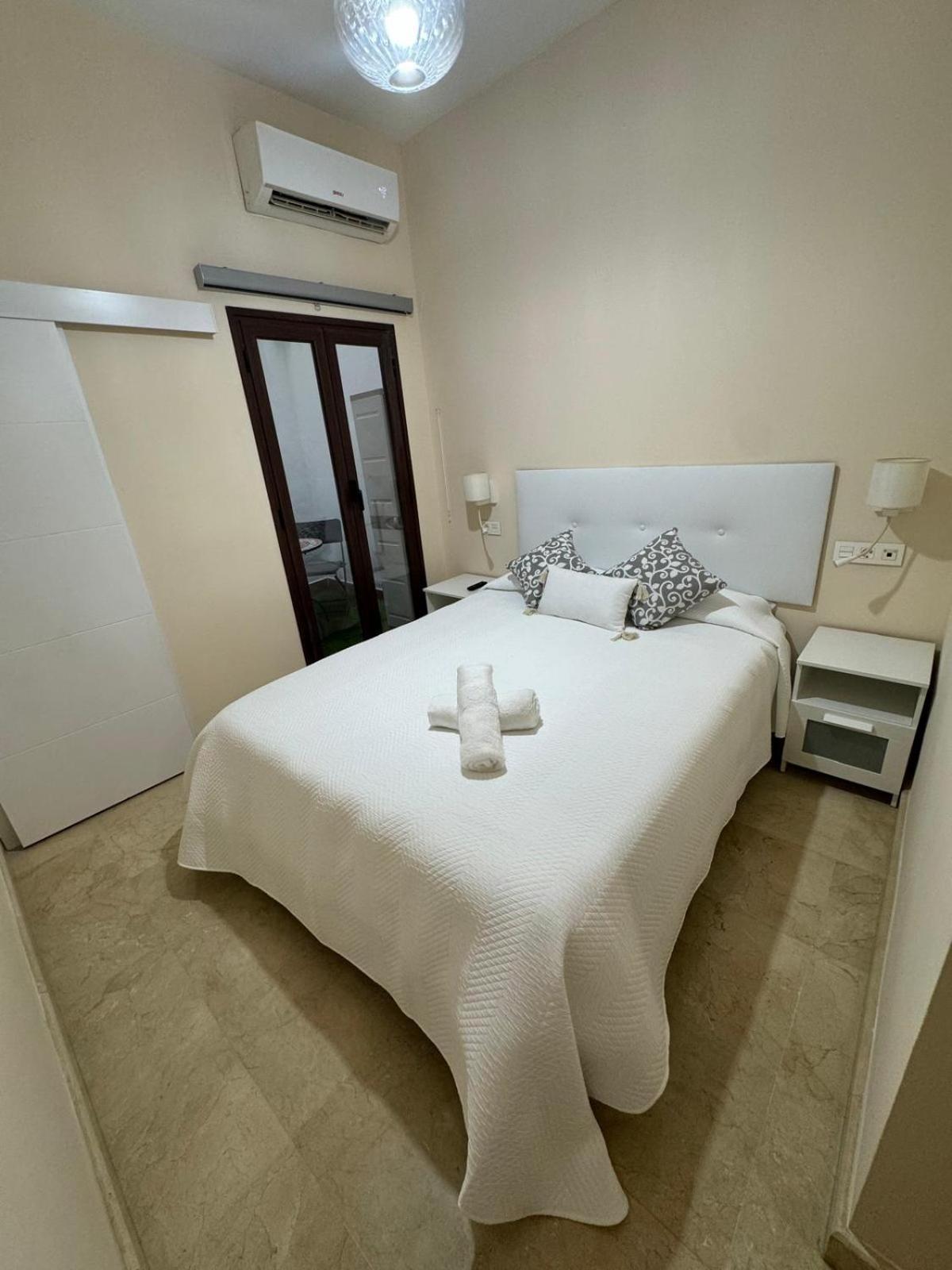Apartamento En Lumbreras-Alameda Sevilla Buitenkant foto